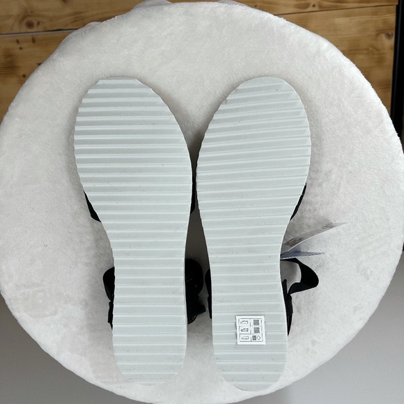 Bob's X Skechers Desert Kiss - Secret Picnic Strappy Sandal Sz 10 in Black - Picture 8 of 11